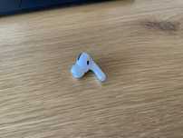 Apple Airpods Pro дясна слушалка