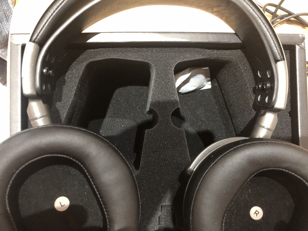 Аudeze Maxwell Wireless Gaming Headset for PlayStation/PC