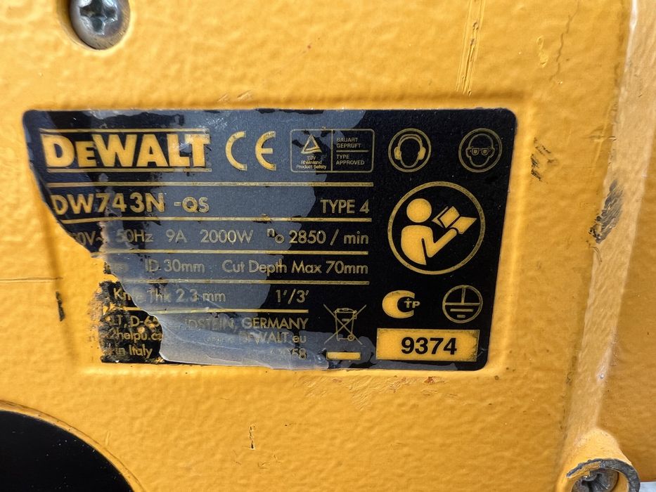 Fierastrau circular combinat DeWalt DW743N, 2000 W, 250 mm