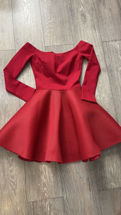 Красива рокля на Cliche