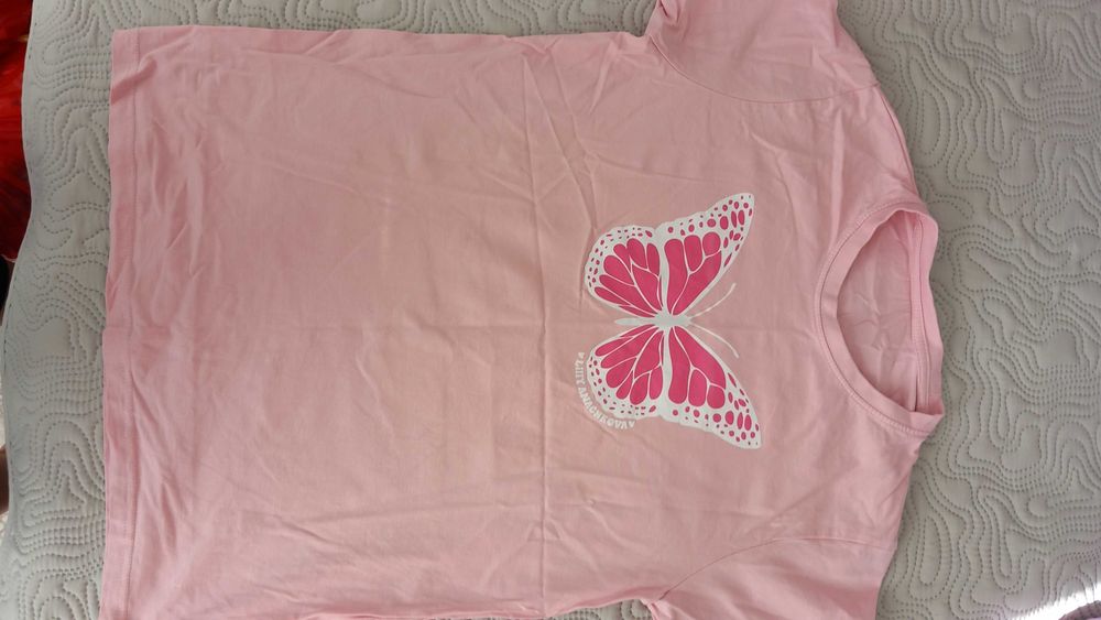 Тениски от Sunday Habit - Oo yes, come on baby и Lili Anachkova