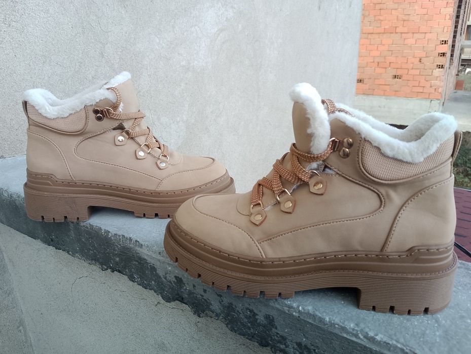 Catwalk женски боти 40 номер