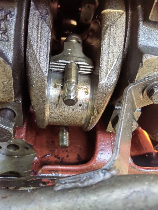 Vând motor perkins 6 cilindrii 120 cp defect