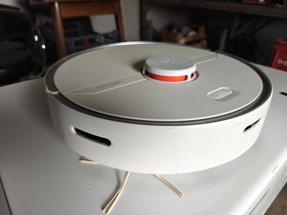 Aspirator robot Roborock s6