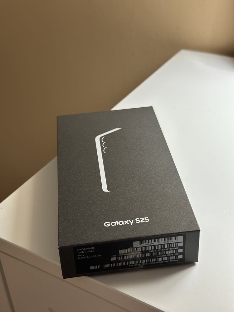 Смартфон Samsung Galaxy S25, 12GB RAM, 256GB, 5G, Navy
