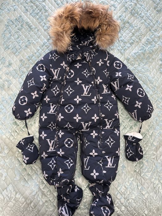 Зимний комбинезон