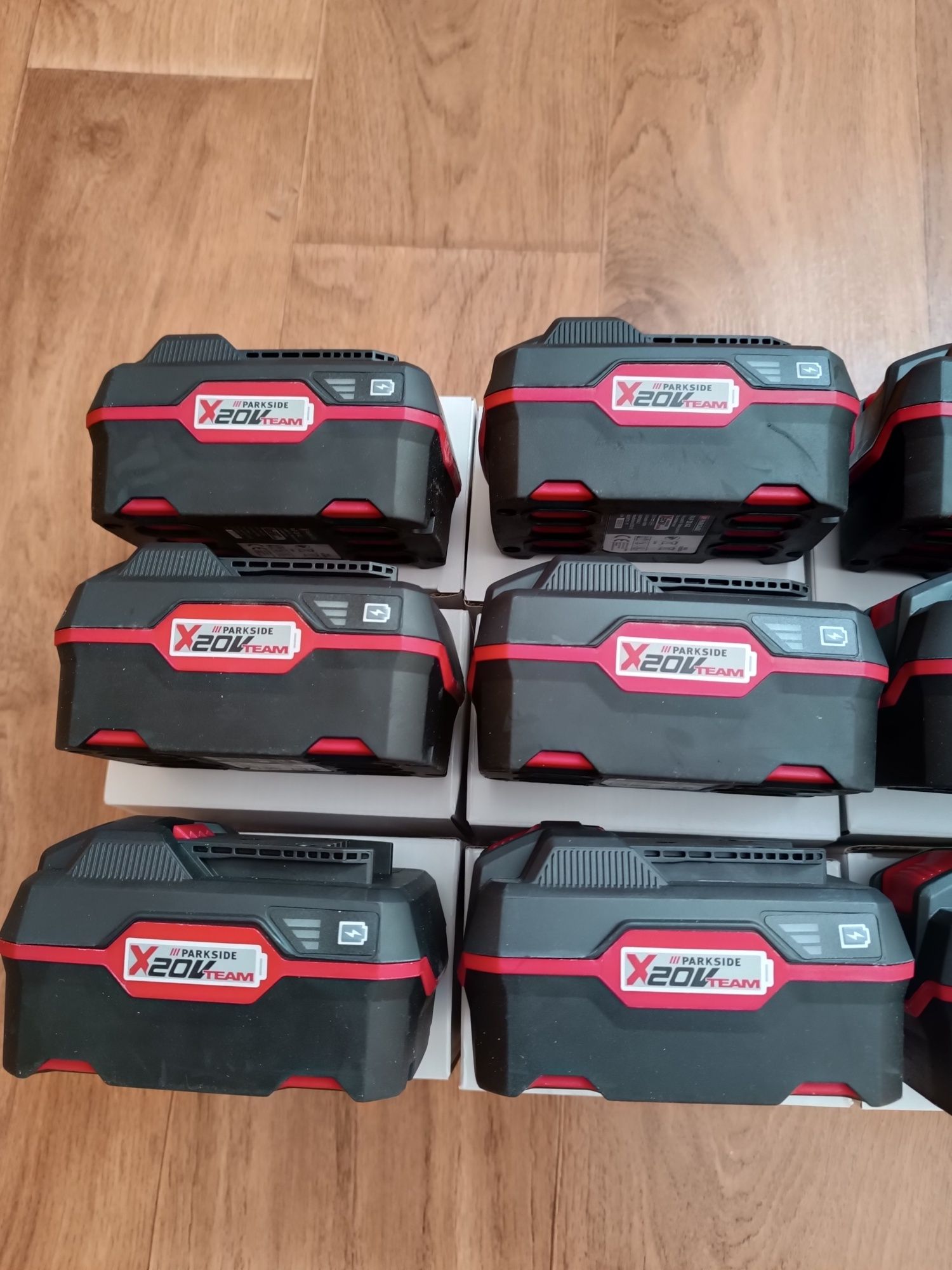 20 V - 2 × 4,5 Ah / Двойно зарядно Parkside/Парксайд