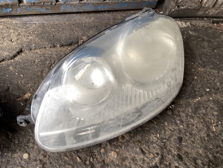 Far VW Golf 5 VW Jetta 2005 - 2010 faruri stanga dreapta golf V jetta
