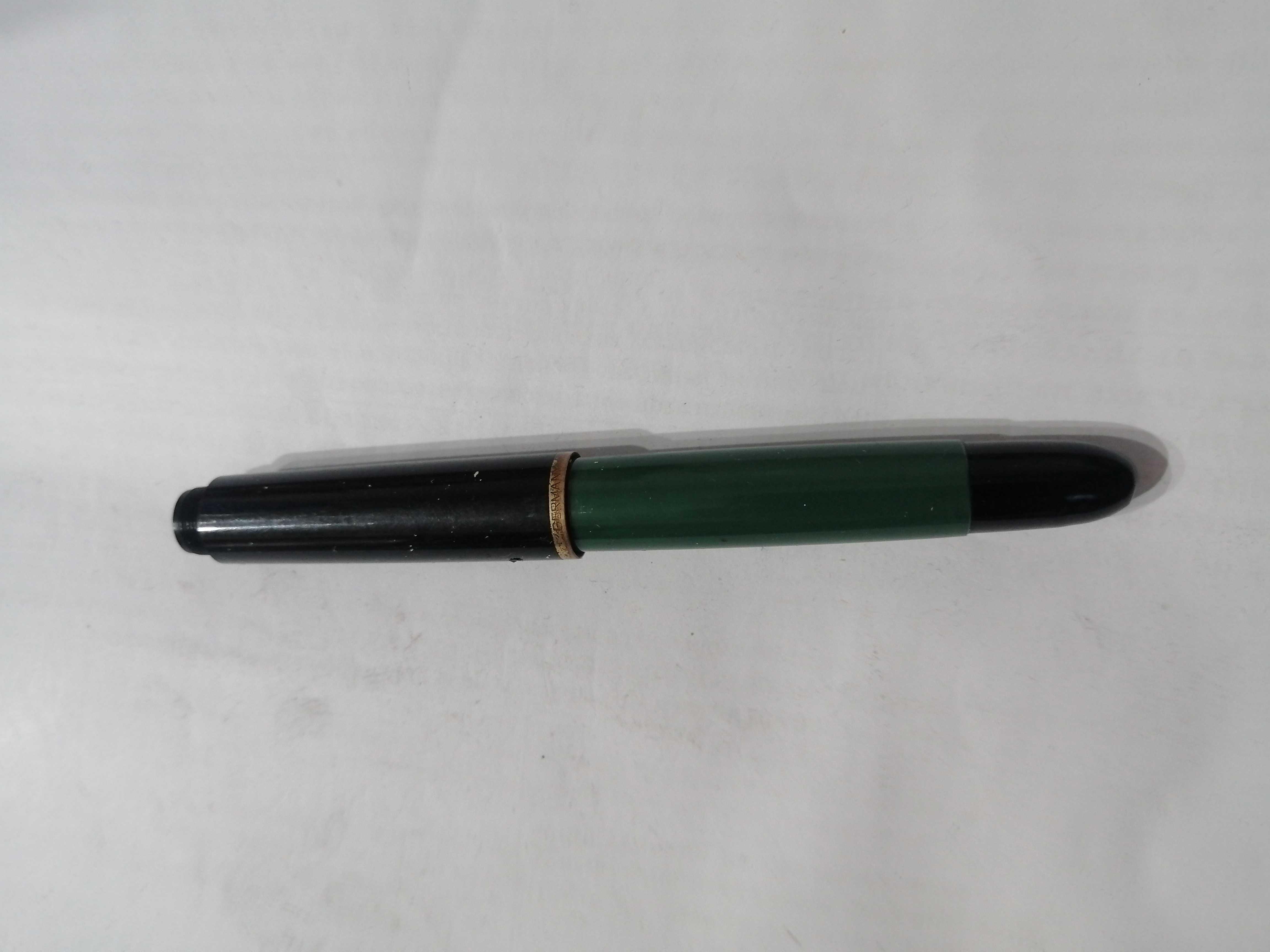 Стара писалка "Pelikan"