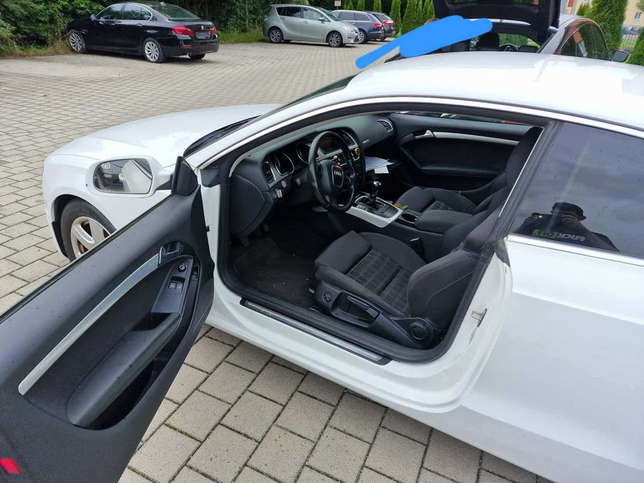 Vând Audi a5 2010