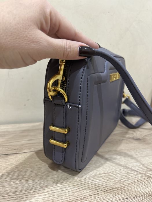 Нова чанта на Replay