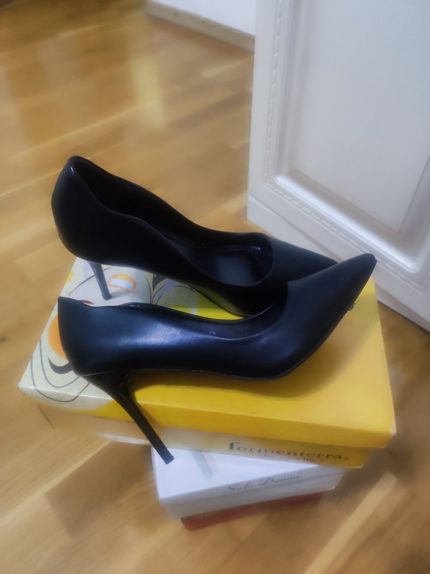 Pantofi stiletto noi,botinelli