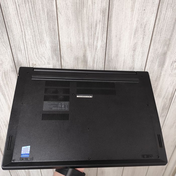 Lenovo ThinkPad E590 i7-8565U Amanet SZ Non Stop