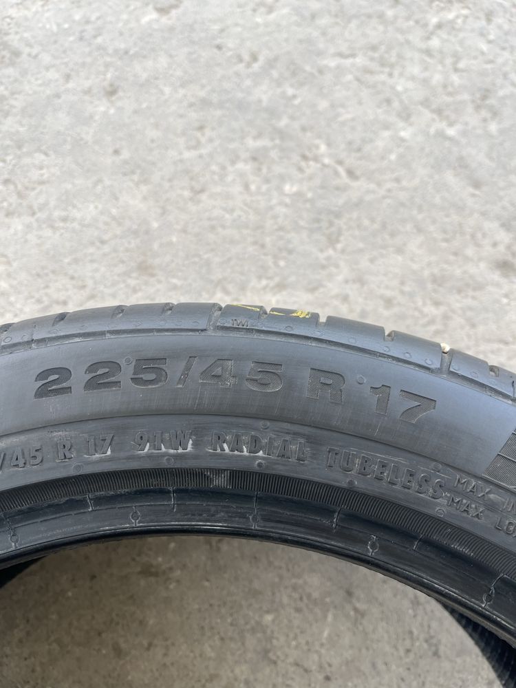 225/45/17 Continental ContiSportContact5 run flat
