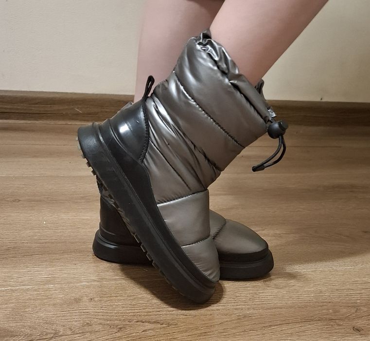 Детские сапоги для девочки