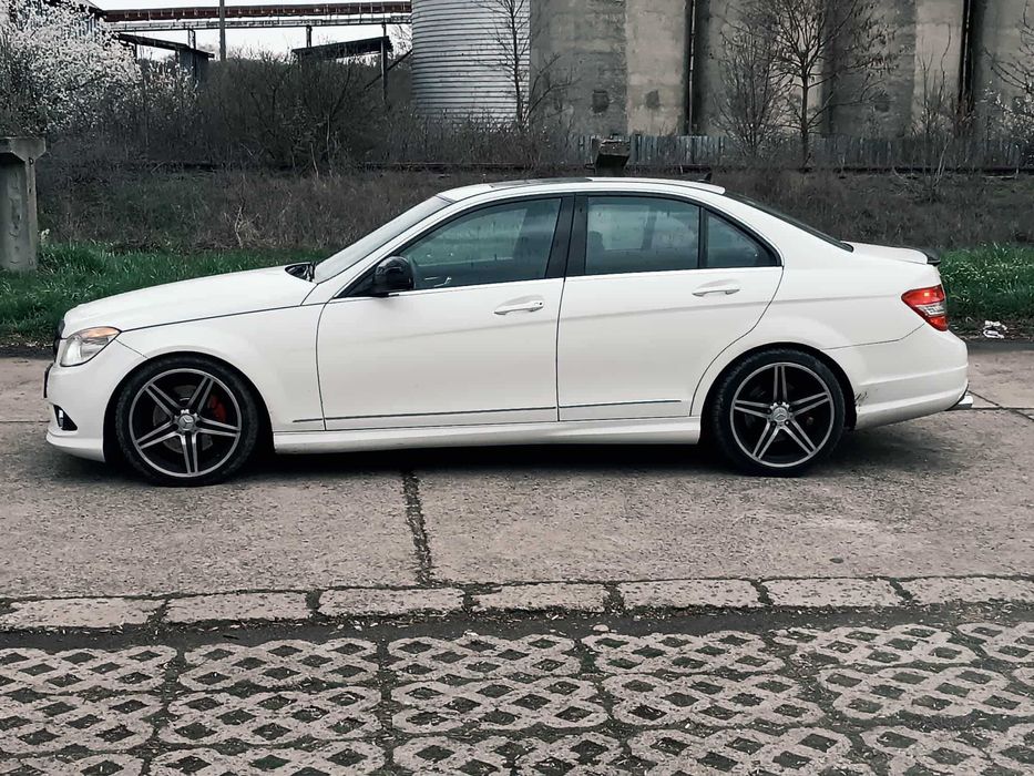 Предни спортни пружини H&R Mercedes w204