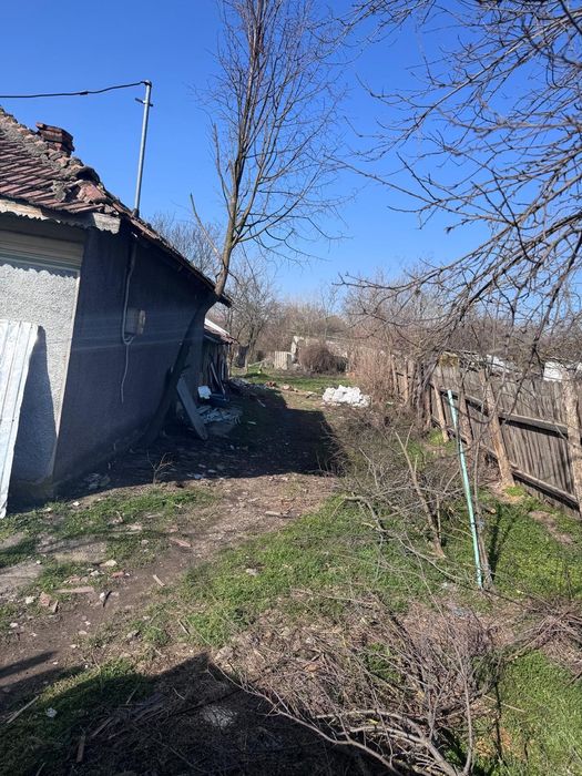 Casa 78 mp și teren intravilan 1340m
