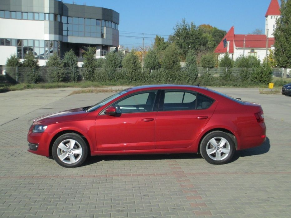 Vând Skoda Octavia 3, unicul proprietar, km reali foarte putini