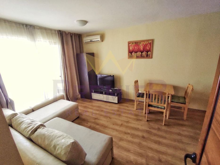 Продава се Двустаен апартамент в к.к. Слънчев бряг - 64 кв.м за 1079 €/кв.м - Снимка #1