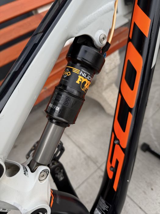 Планински велосипед Мекица SCOTT SPARK за скачане. 27.5/L