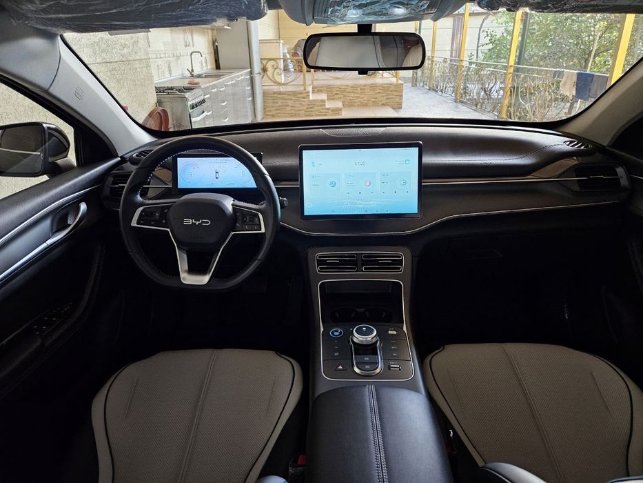 Sro'chna prodayotsya BYD chazor 2024yil probeg 15.000km salo'n 1 qo'l.