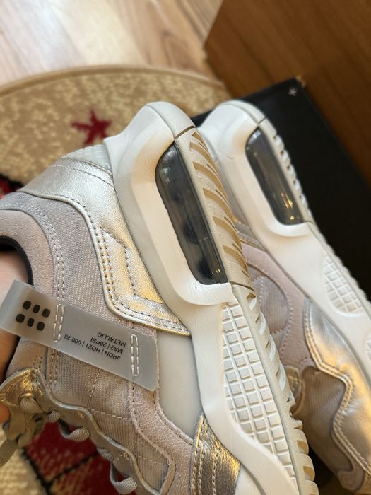 Jordan MA2 WMNS 40