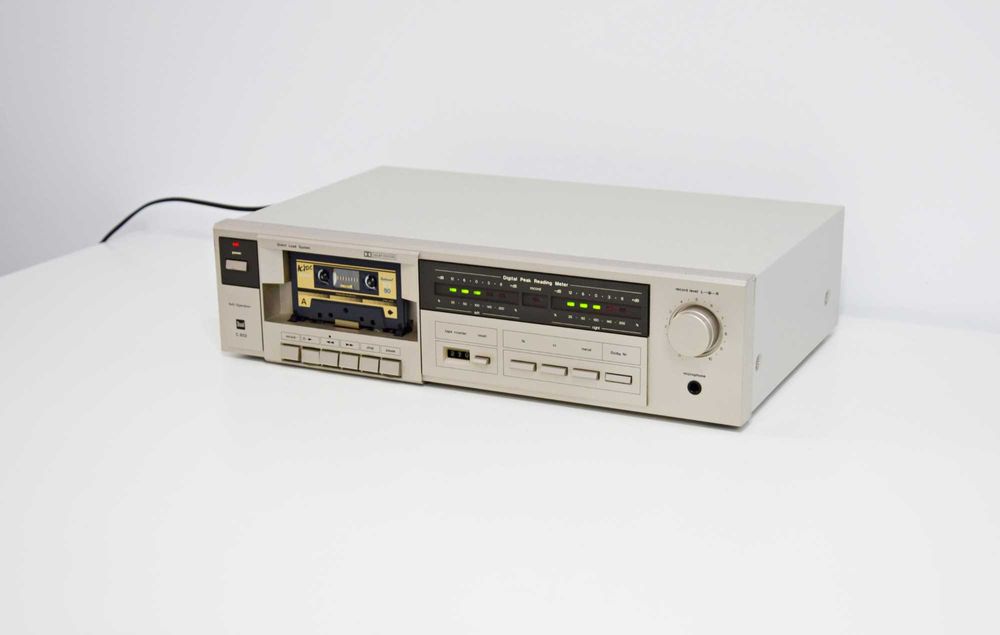 Deck Dual C 802, casetofon