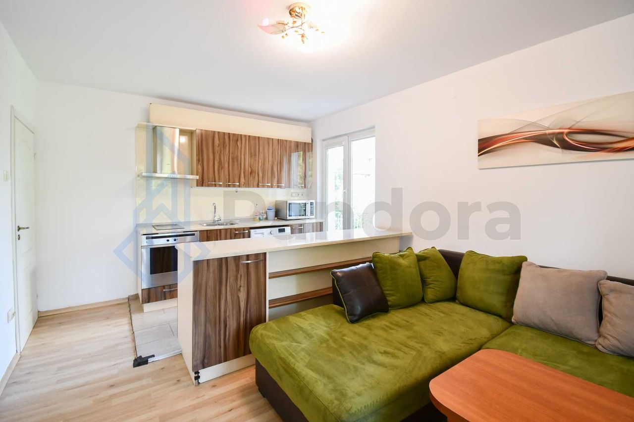 Дава се под наем Тристаен апартамент в София, Хиподрума - 100 кв.м за 499 € - Снимка #1