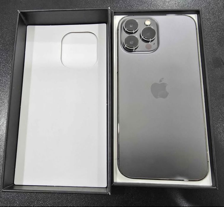 iPhone 13 PRO MAX cu 95% bateria