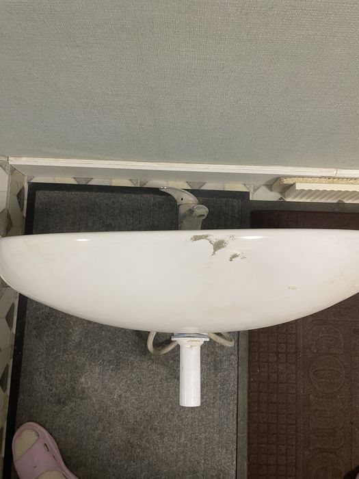 Раковина Сантек россиского производства. В отличном состоянии.