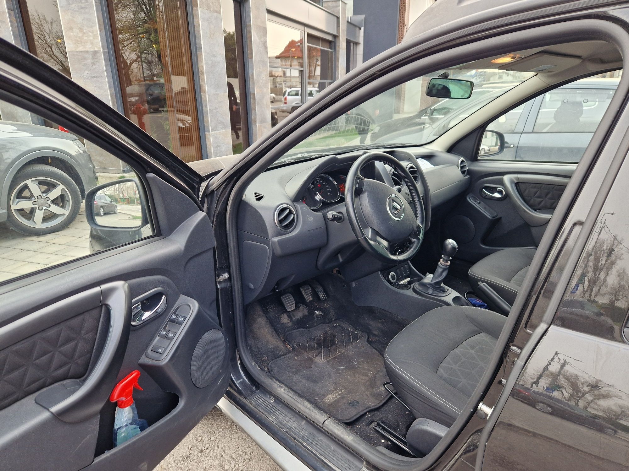 Dacia Duster 1.5 dci A/C 4×4 Navigație