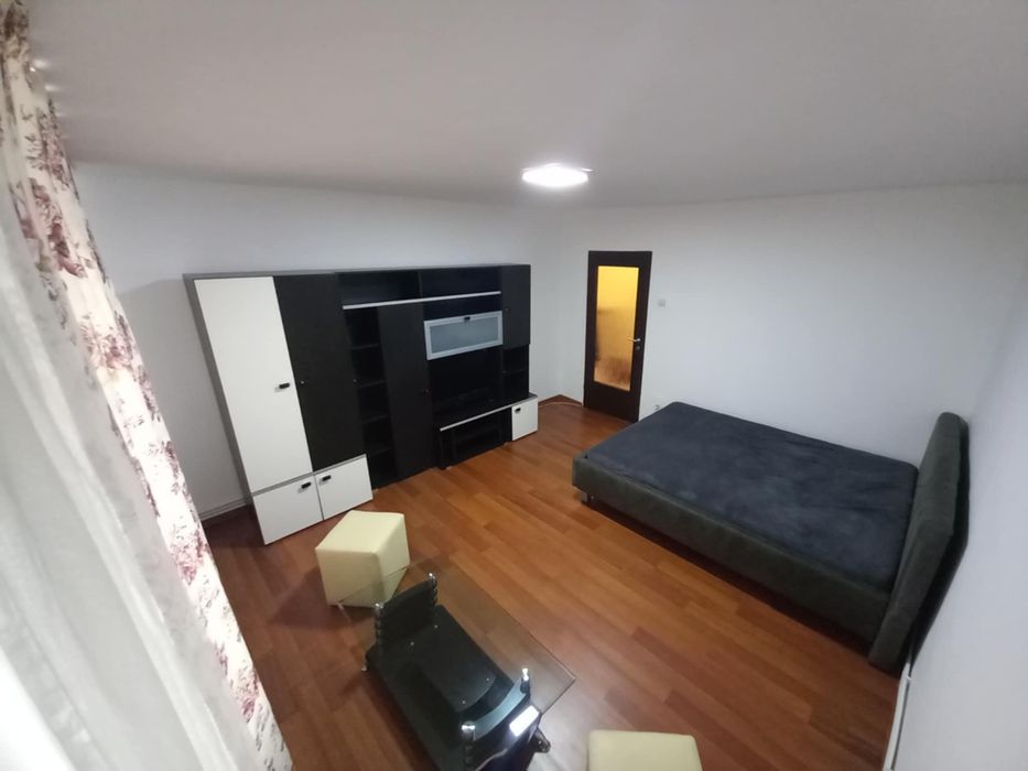 Persoana fizica Inchiriez garsoniera comfort 1 etaj1 str.mihai viteazu