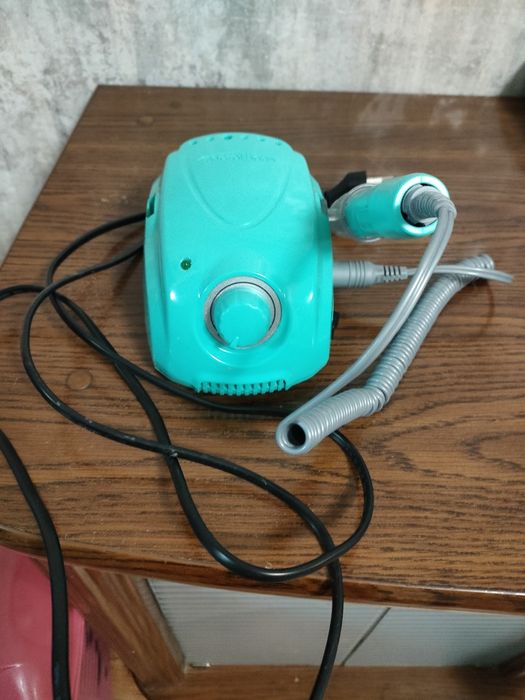 Продам машинку Маратон