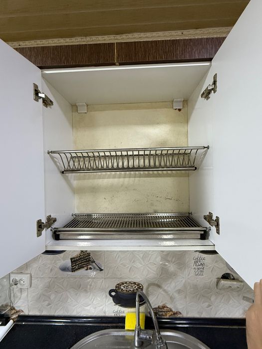 Oshxona mebeli sotiladi!