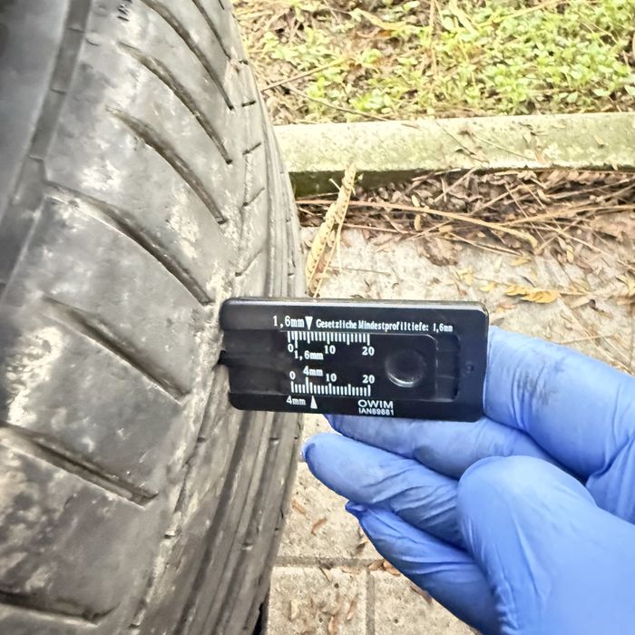 Anvelope vara Continental 235/45R19 XL