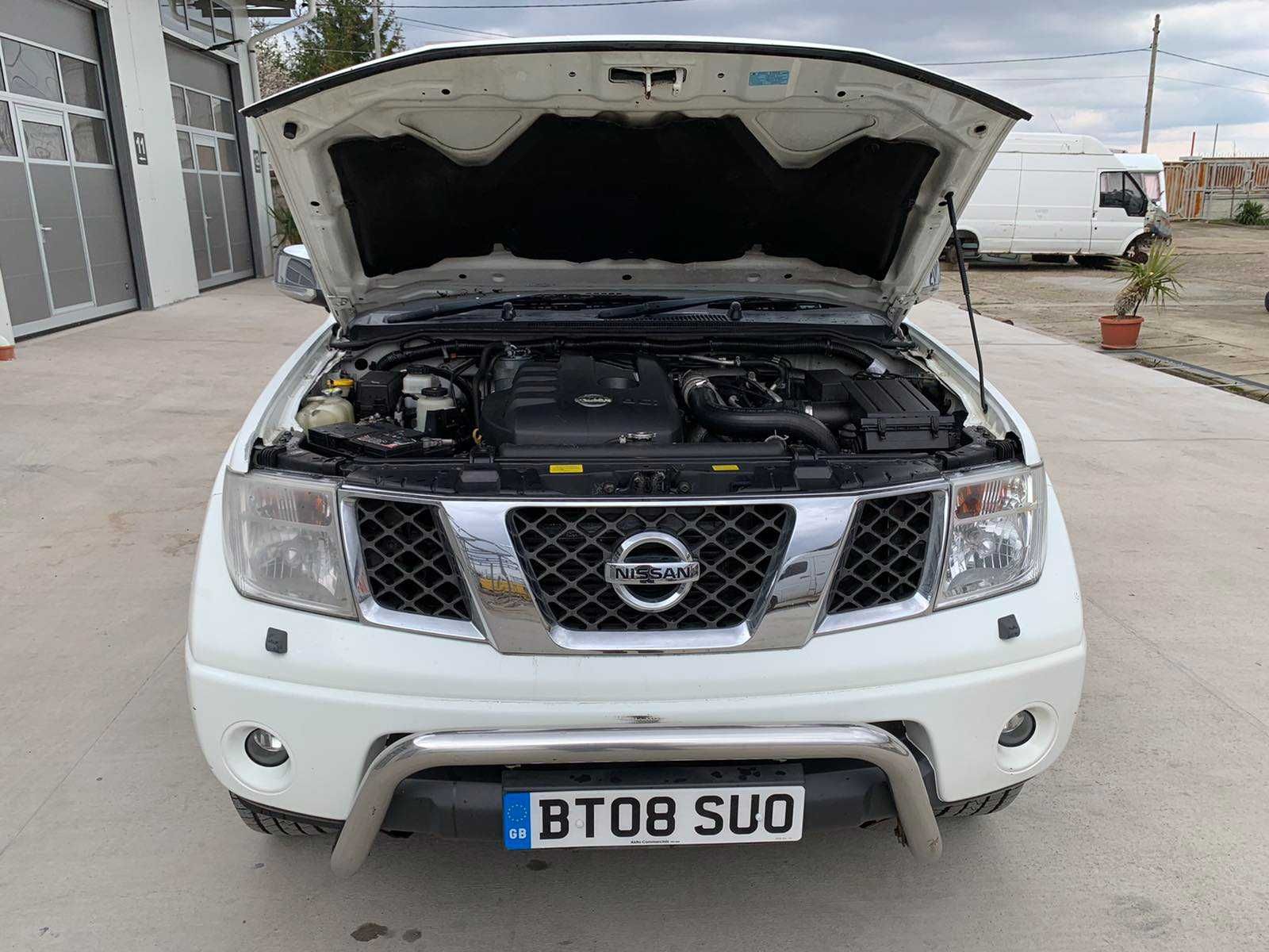 Nissan Navara 2,5dci на части