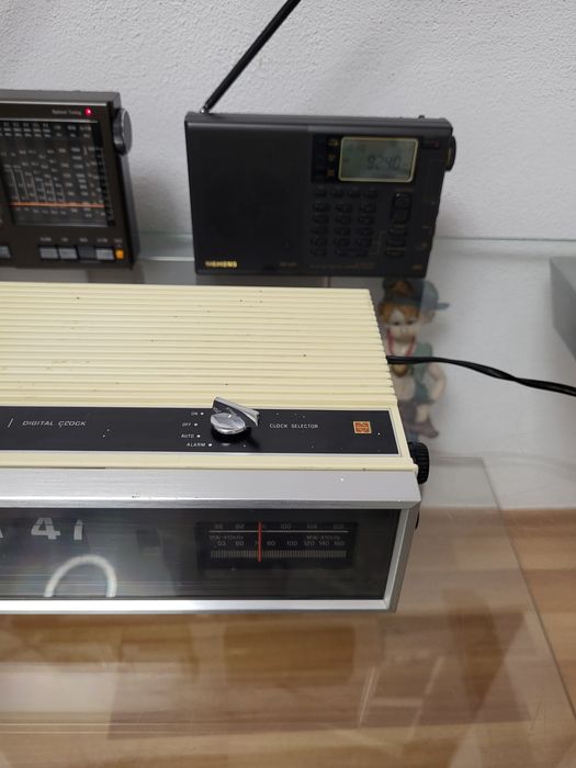 Radio cu ceas Național Panasonic RC-702B
