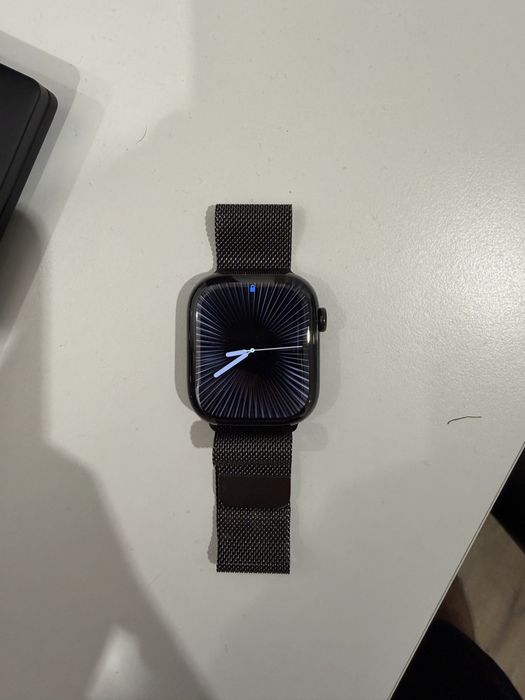 Apple watch 10 series Titanium edition