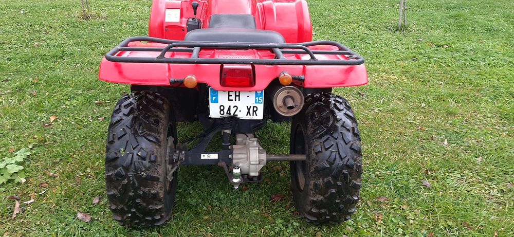 Vând ATV Yamaha Grizzly 350cc 4x4