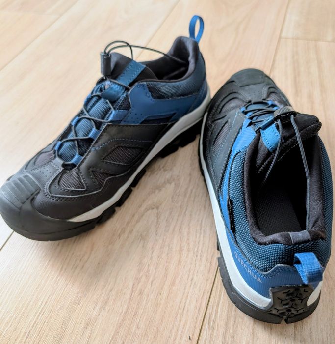 Pantofi impermeabili hiking Quechua marime 37