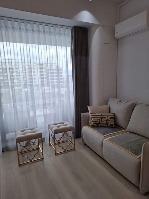 Inchiriez Studio prima linie la mare pe termen lung