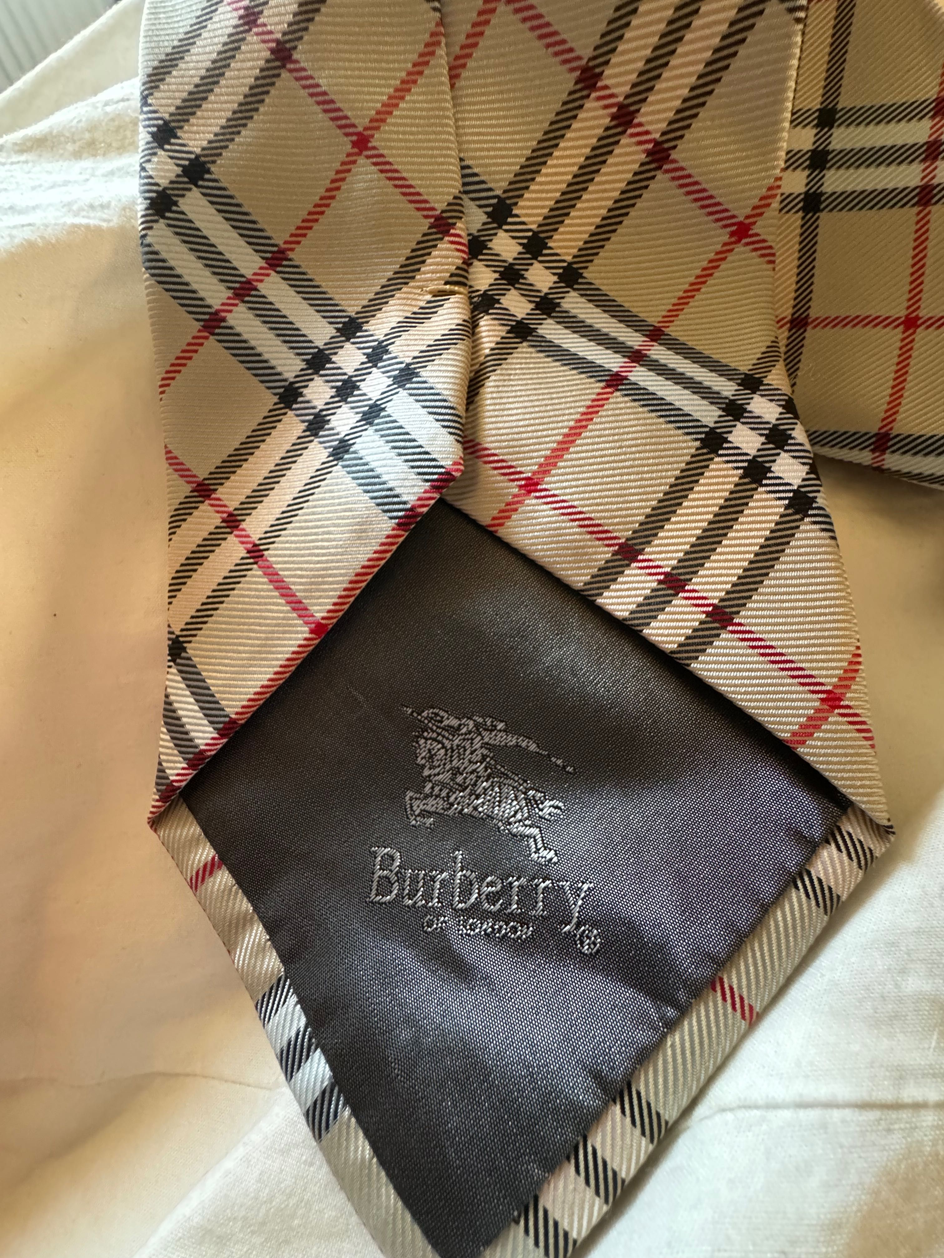 Cravata Burberry  vintage