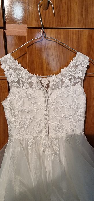 Rochie de Mireasă și Rochiță de miresucă -se vând separat sau împreună