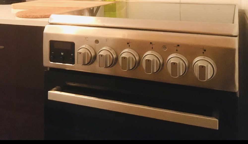 Aragaz Whirlpool ACMT 5533IX – aproape nou