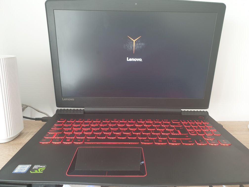 Laptop Legion Y520 - 24gb Rami
