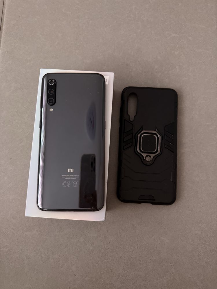 Xiomi mi 9 6 GB RAM 128 GB ROM