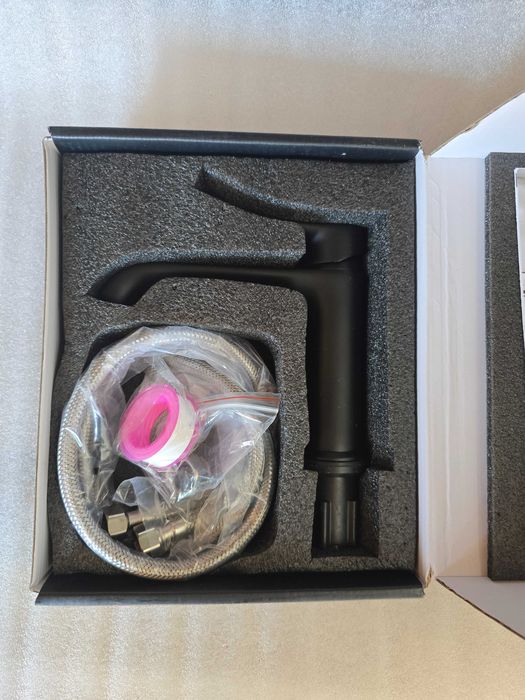 Vând baterii pentru baie și bucătărie – modele moderne și de calitate!