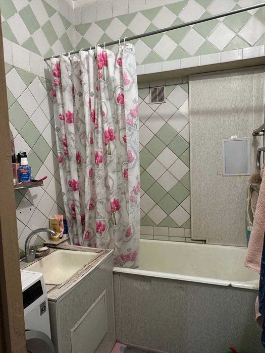 ул. Бабура, ТРЦ NEXT
2/5/6, лифт есть
Площадь: 64 м²