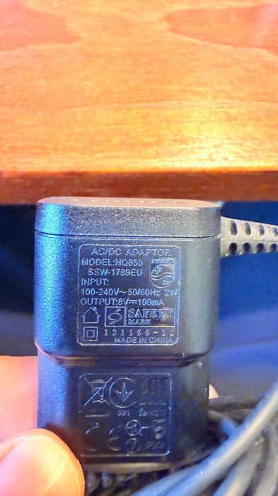 Зарадно за самобръсначка  Philips