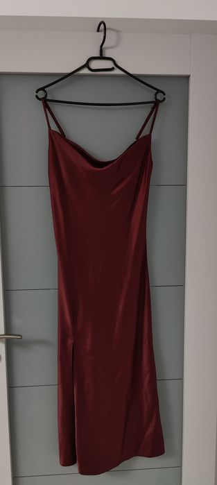 Rochie satinata grena